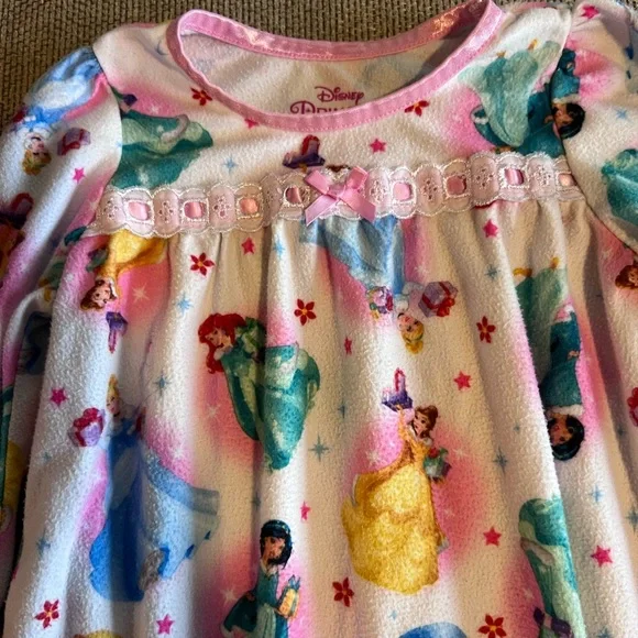 Disney Princess Nightgown - Picture 2 of 4